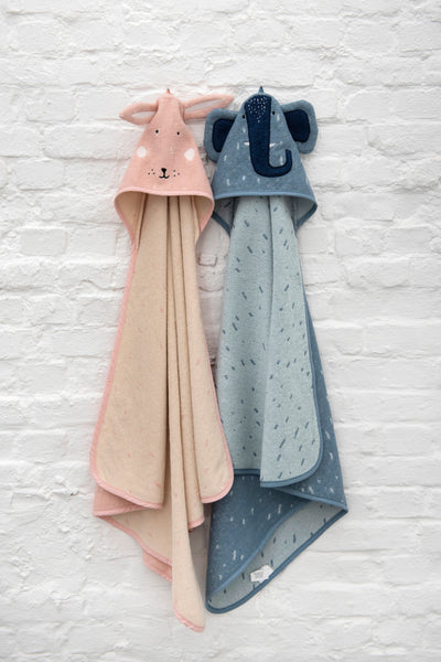 Hooded towel- Mrs. Rabbit (75x75cm)